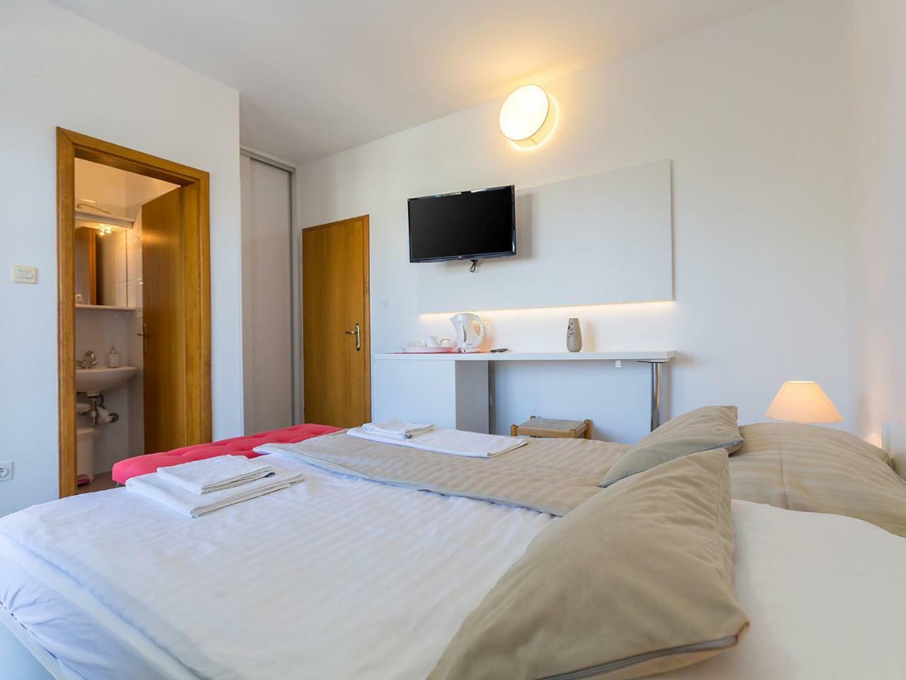 Ulika Rooms & Apartments Пореч Экстерьер фото