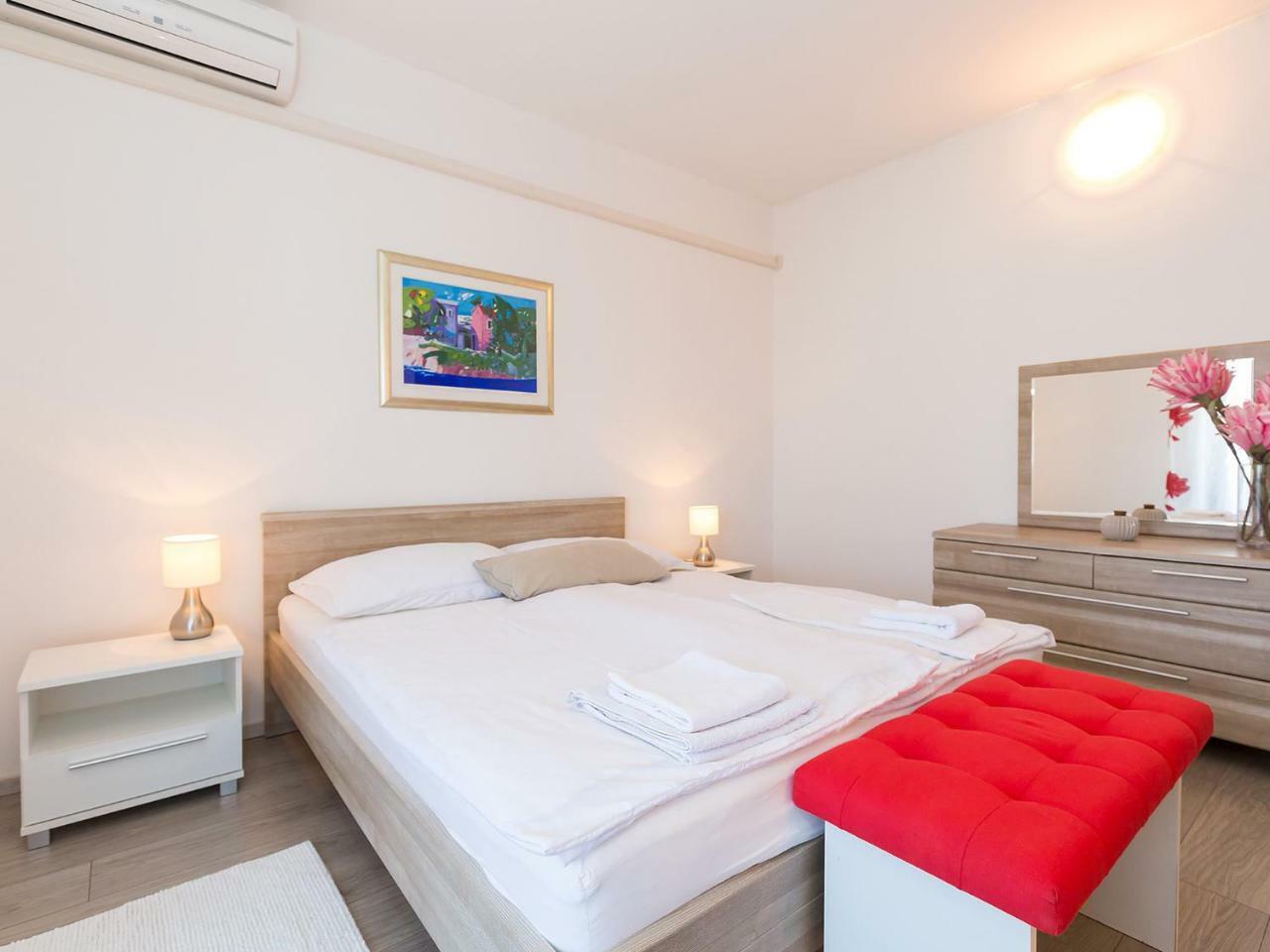 Ulika Rooms & Apartments Пореч Экстерьер фото