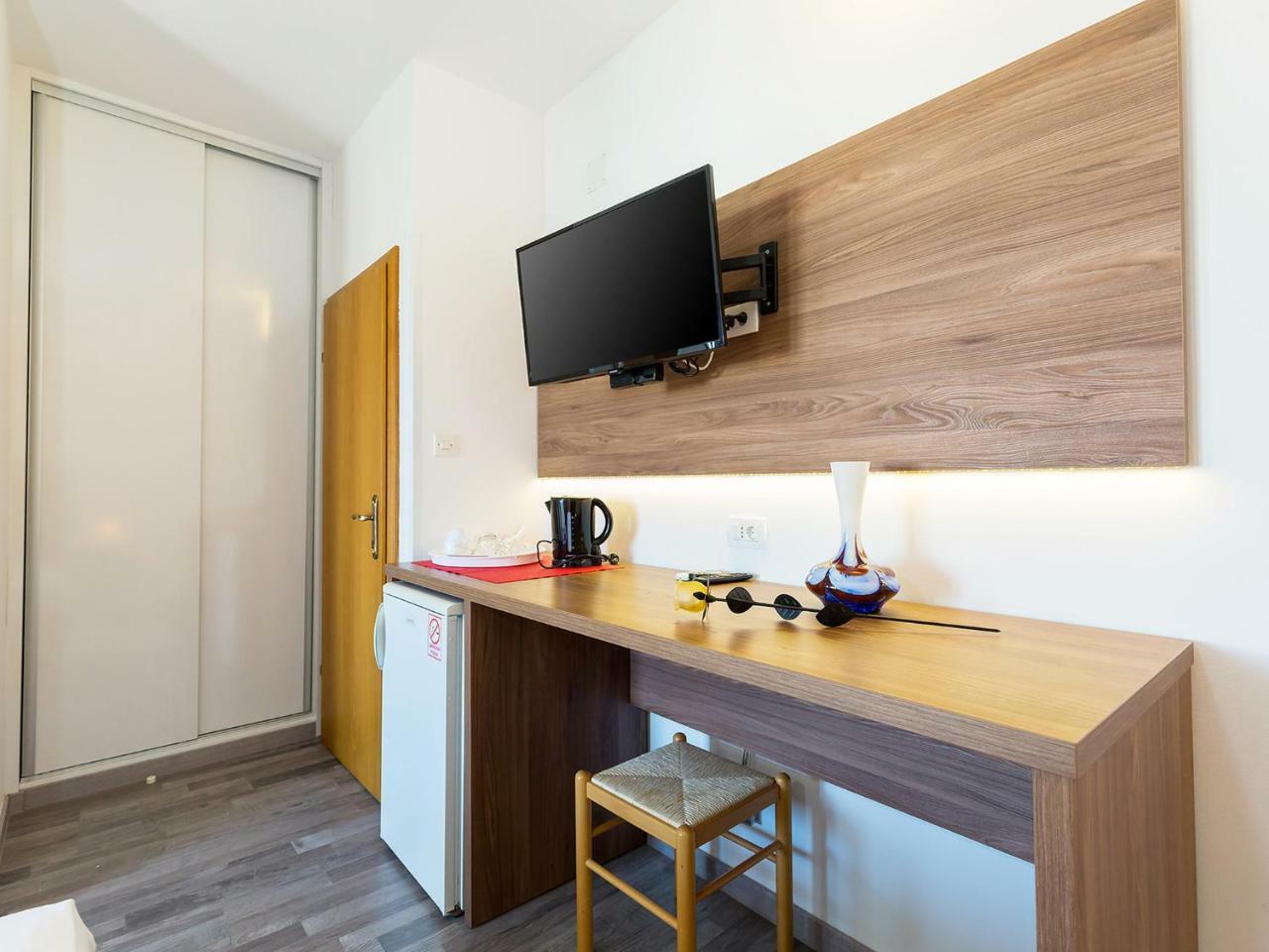 Ulika Rooms & Apartments Пореч Экстерьер фото